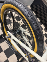 Load image into Gallery viewer, 2003 GT Performer Custom