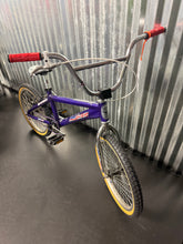 Load image into Gallery viewer, 1999 Robinson Pro “Defender” custom
