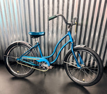 Load image into Gallery viewer, 1975 Schwinn “BANTAM”
